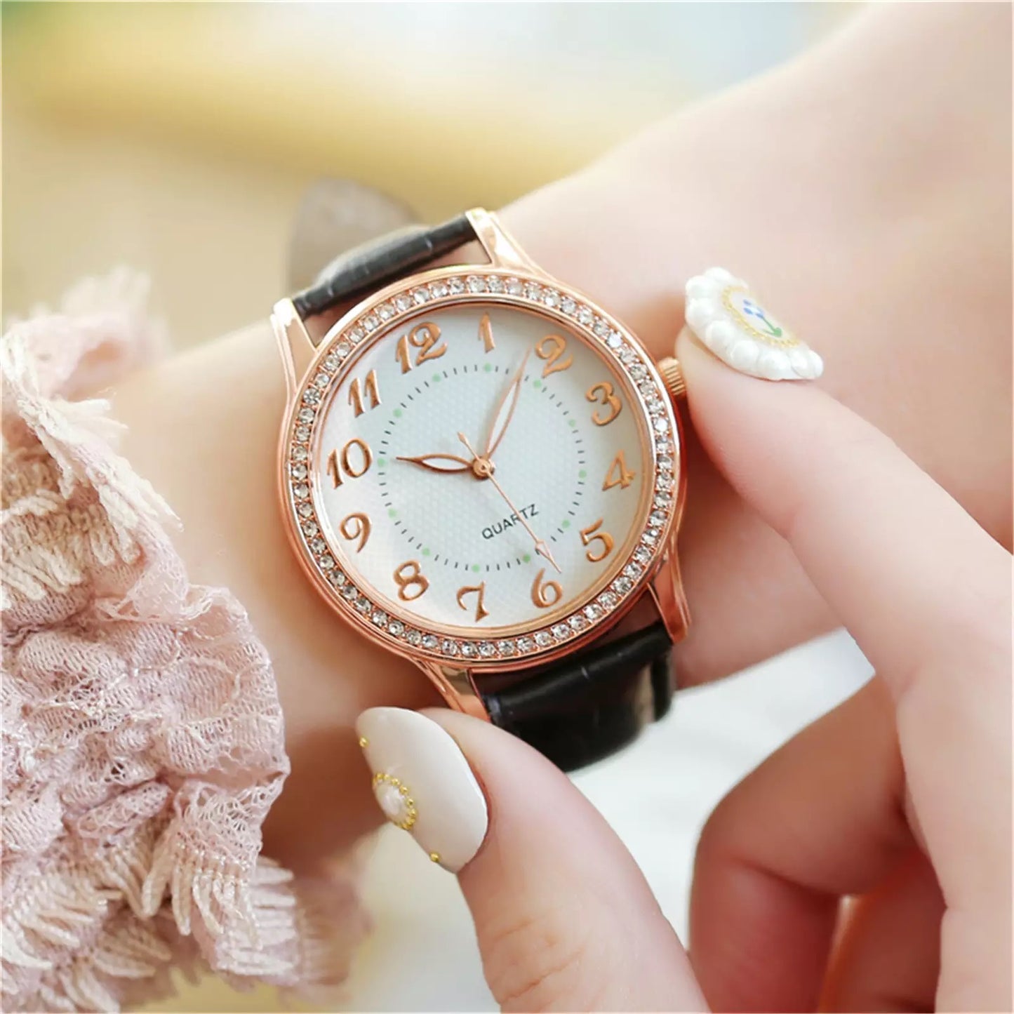 Crystal Leather Band Quartz Stainless Steel Watch for Women