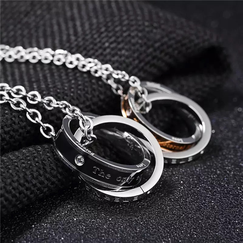 Couples Necklace Set (#44672)